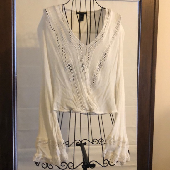 Forever 21 Tops - Unique Top